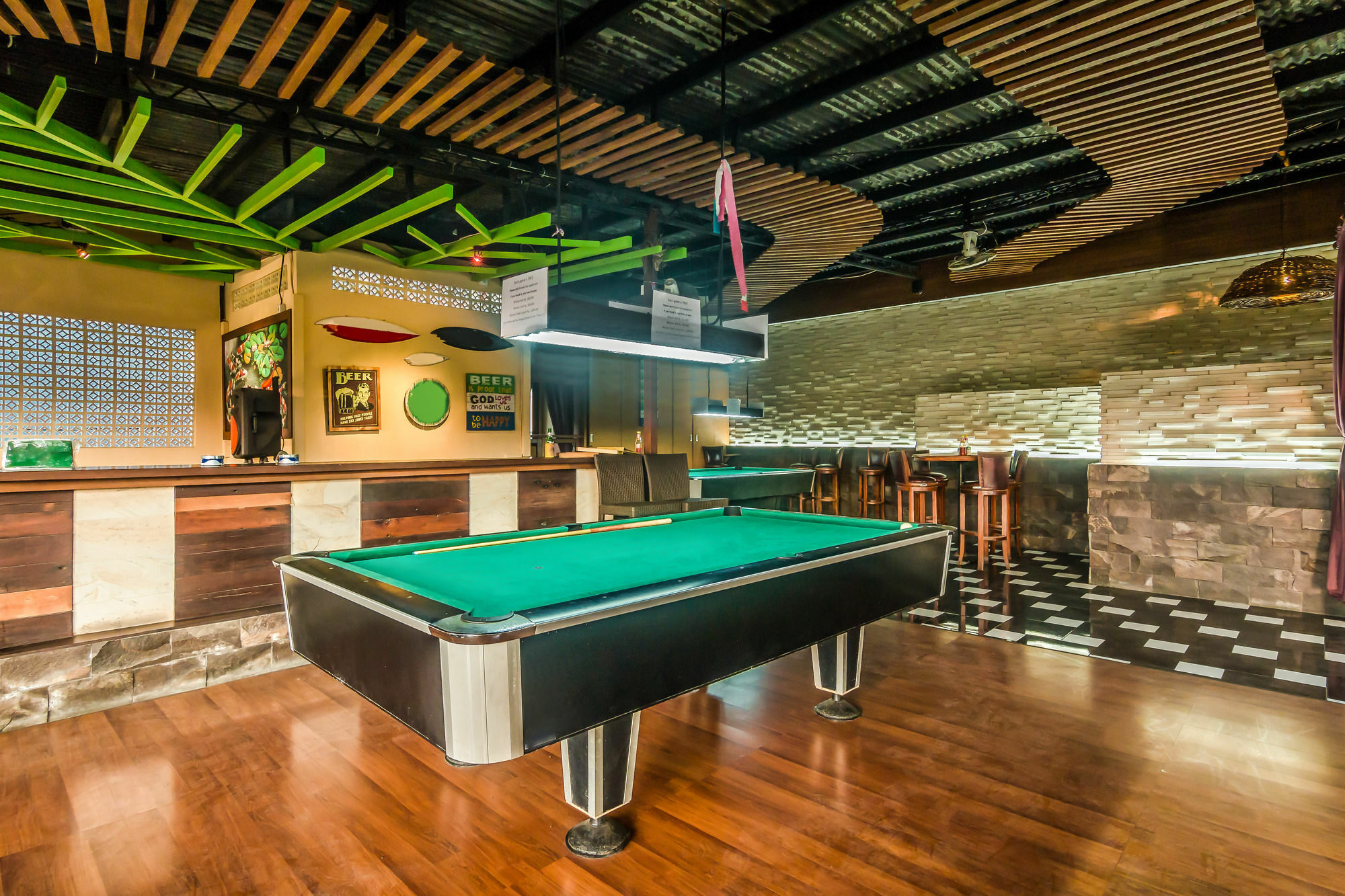 Zen Rooms Legian Corner 庫塔 外观 照片